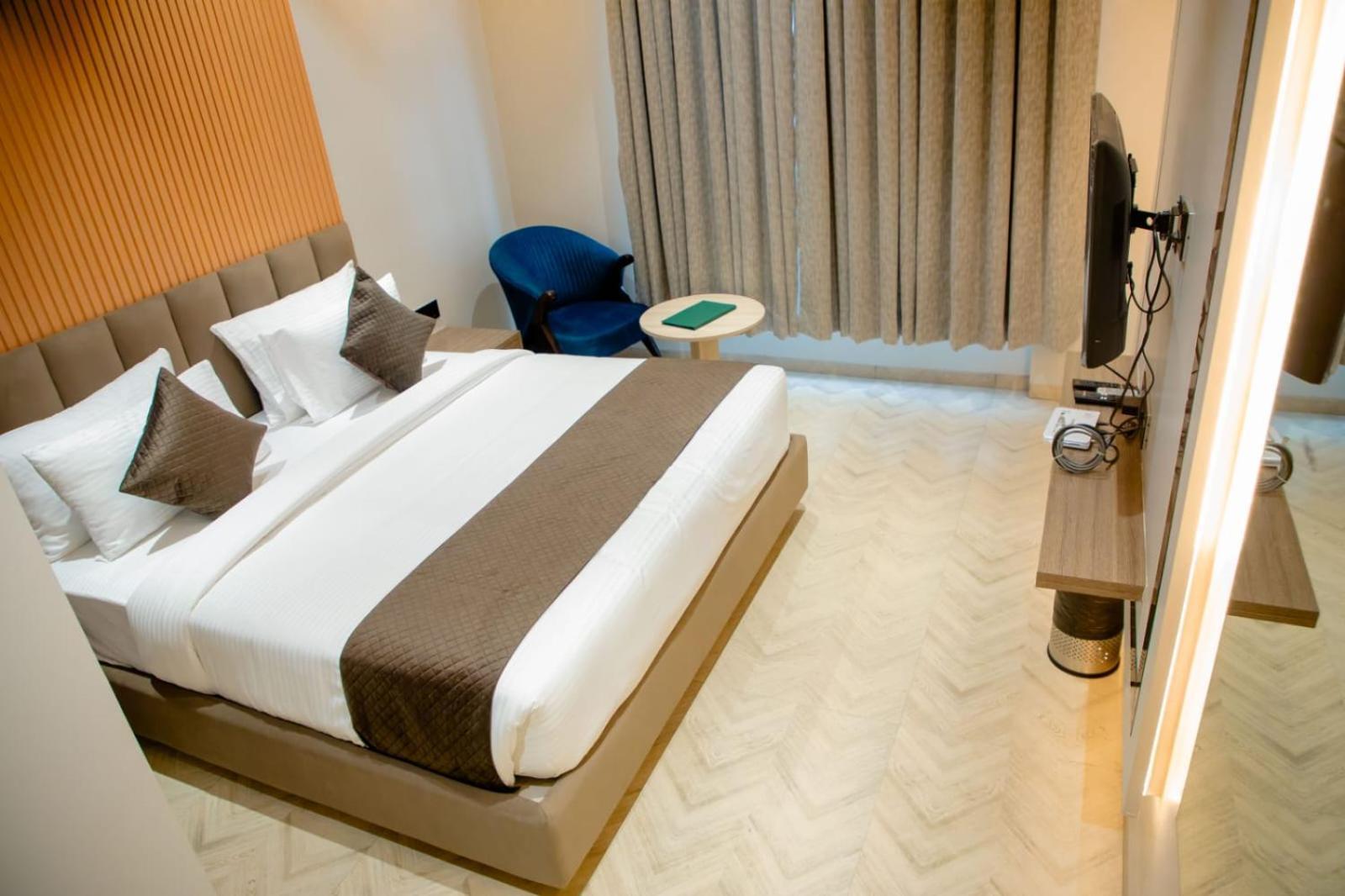 Narayani Executive Hotell Tuljapur Eksteriør bilde